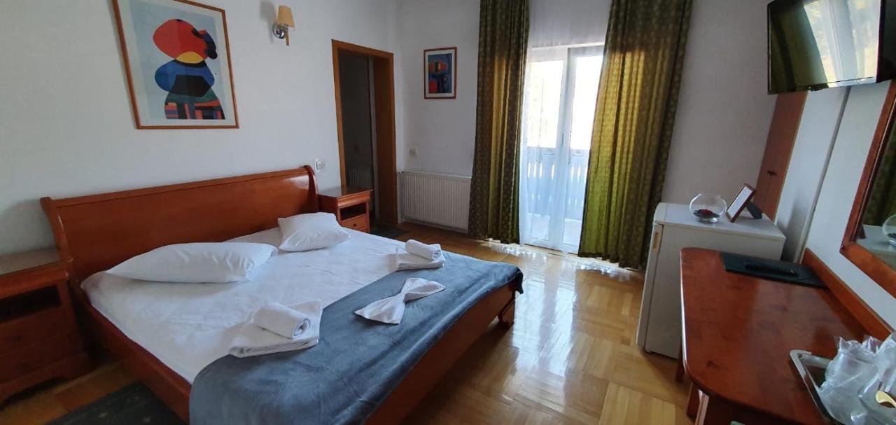 Pensiunea Alpin Predeal Esterno foto