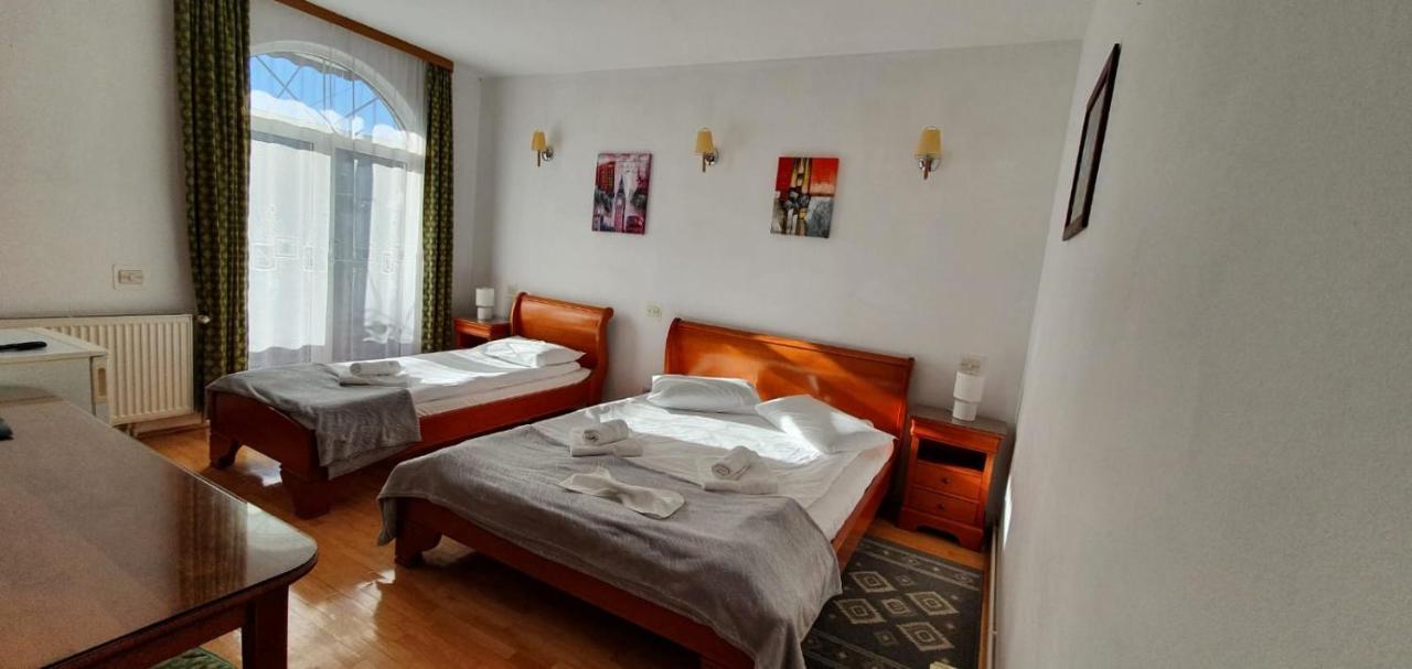 Pensiunea Alpin Predeal Esterno foto