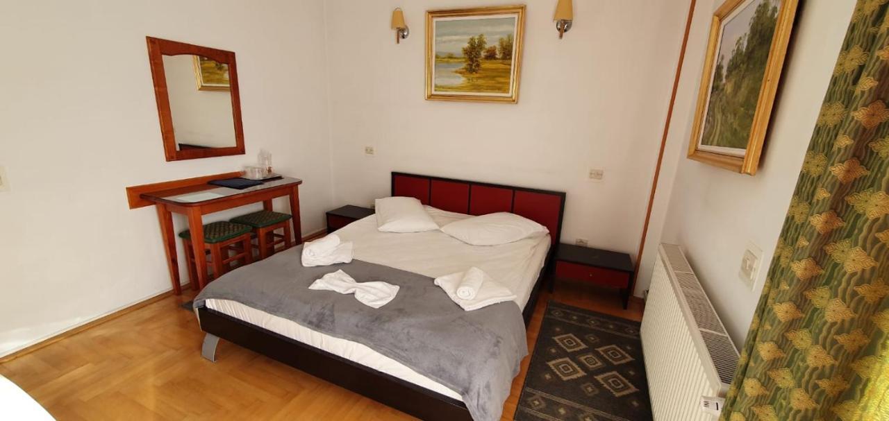 Pensiunea Alpin Predeal Esterno foto